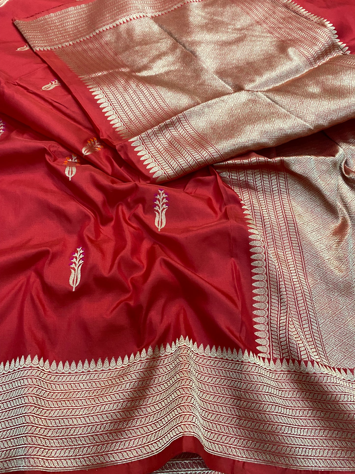 Pure Katan Silk Kadwa Mina Booti Saree