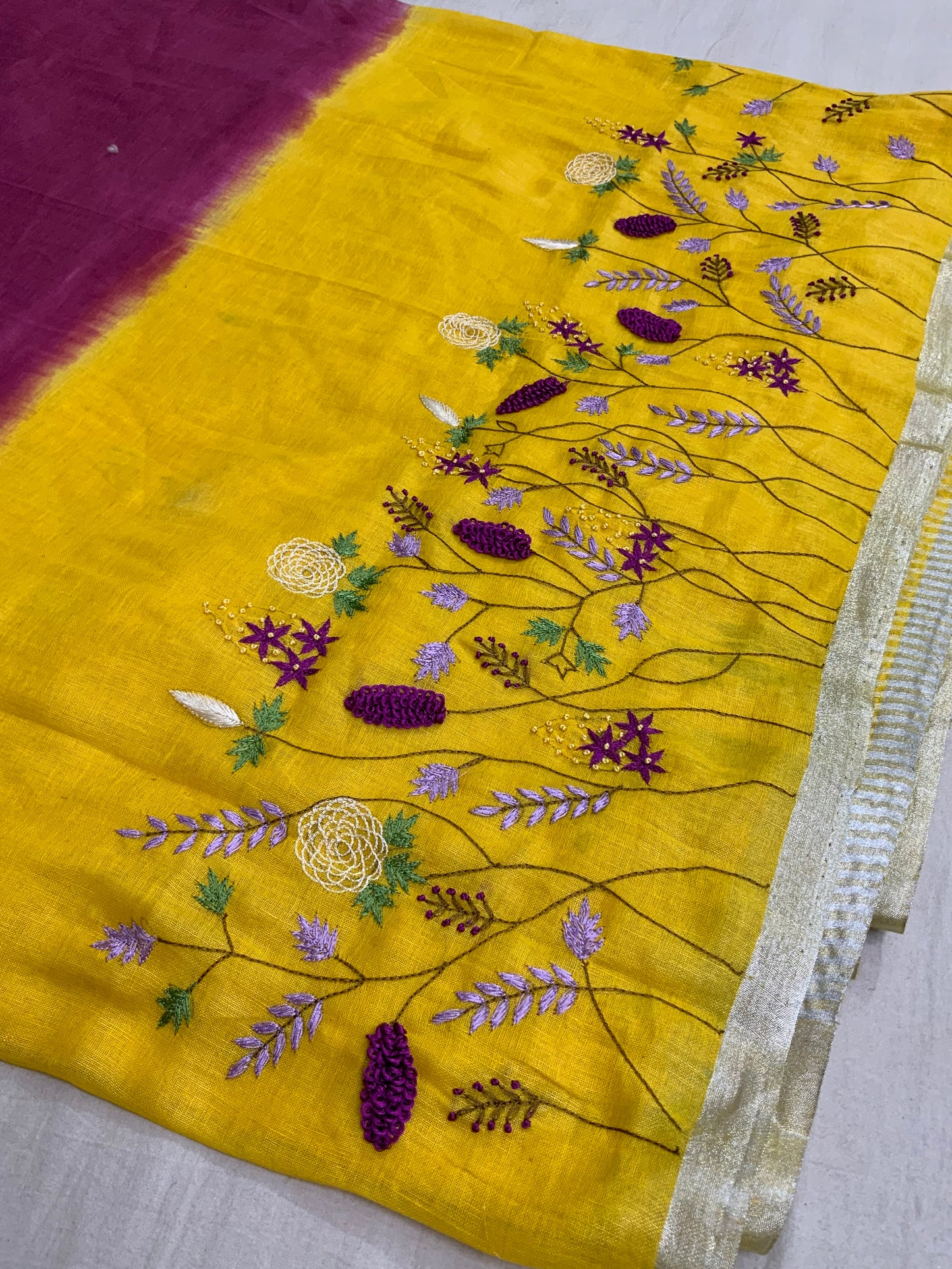 Linen Saree with Handwork Embroidery ( 2D Colour )