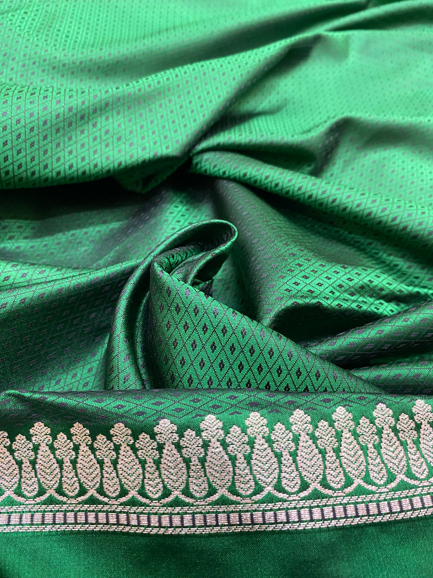Banarasi Mashru Rangkaat Saree