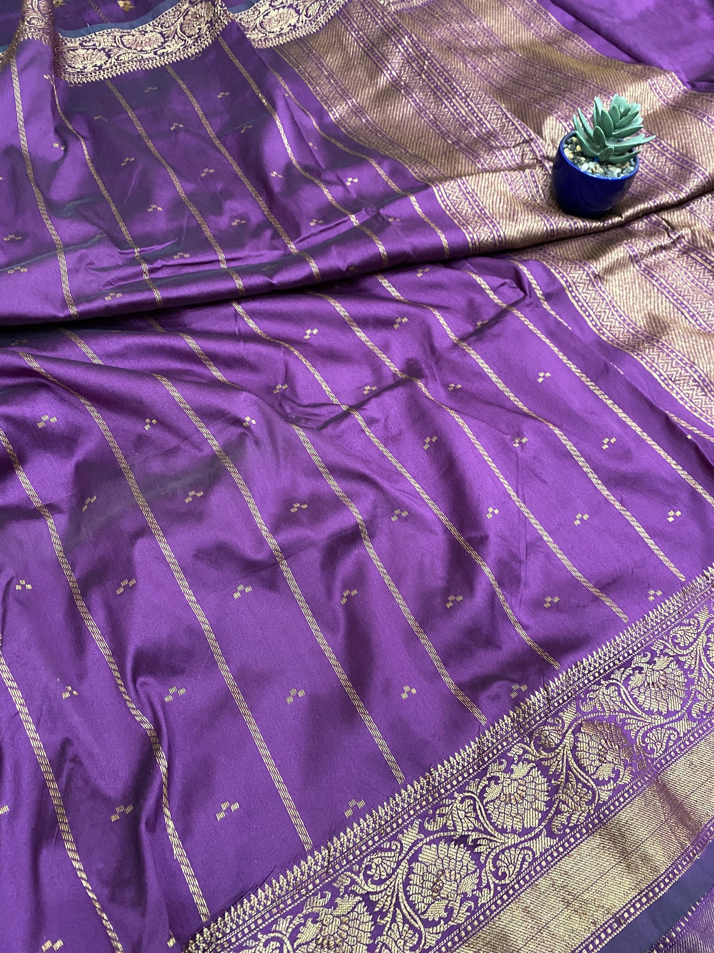 Soft Silk Stripe Booti Saree