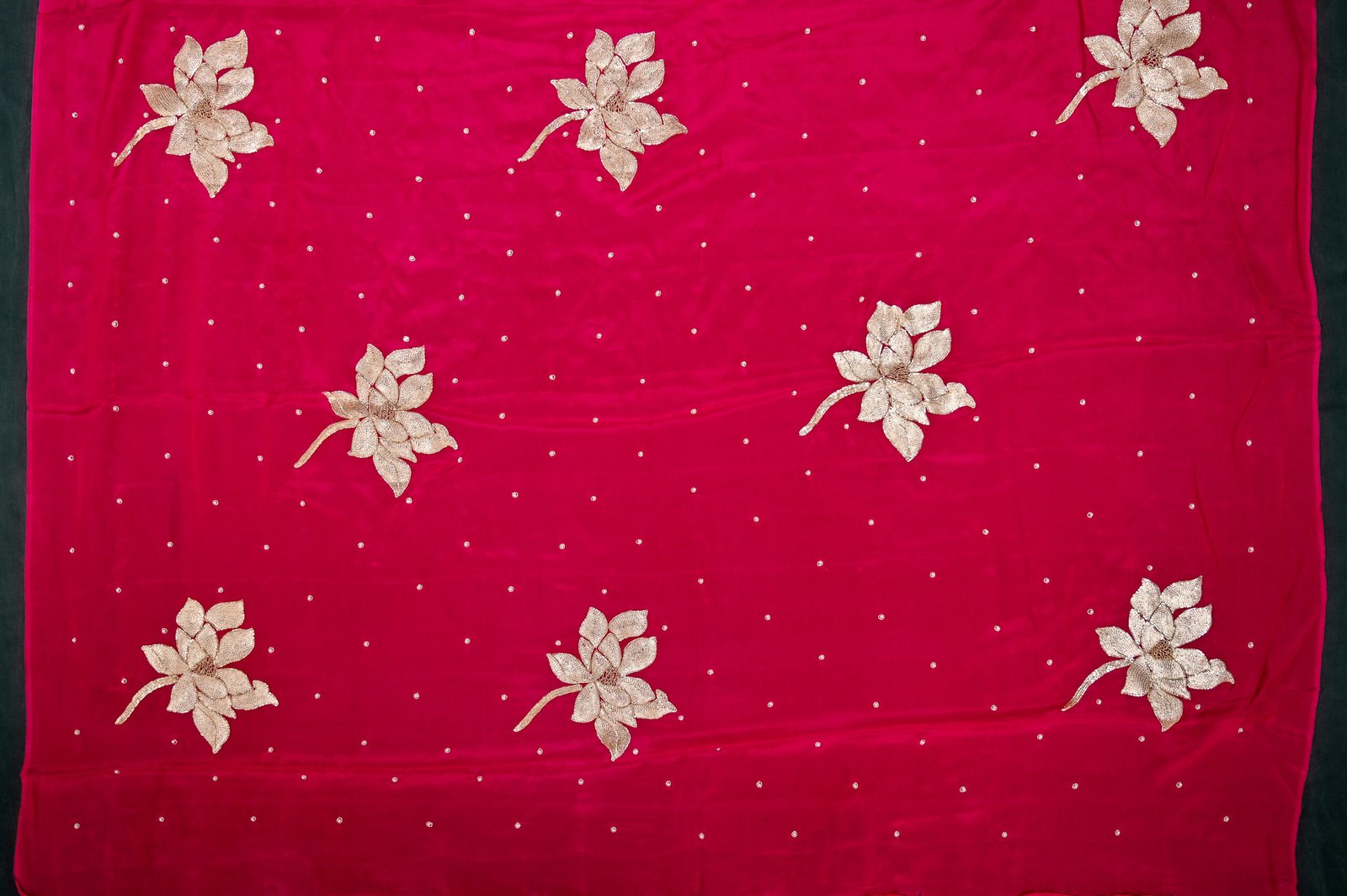 KHADDI HANDMADE PITTA WORK - Image 3